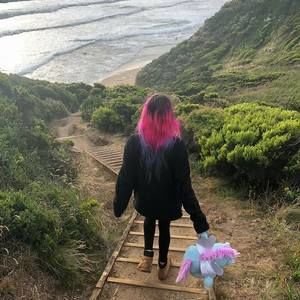 Meet your Posher, Merav